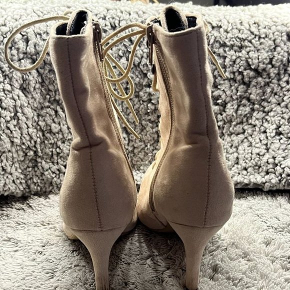 Women's Nude Heel Boot - Size 6.5 - With Side Zip - Picture 2 of 3